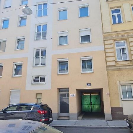 Quiet & Stylish Apartment In Vienna For 4 Guests エクステリア 写真
